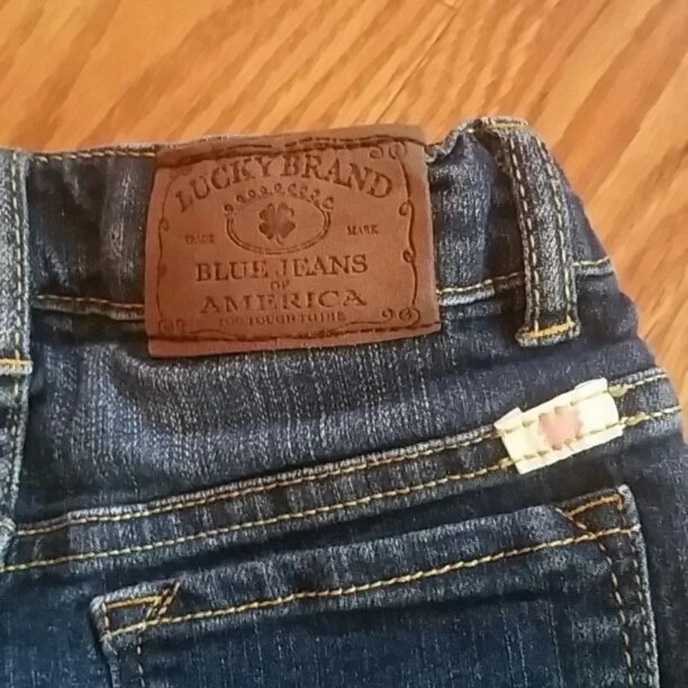 The Unbranded Brand lucky brand